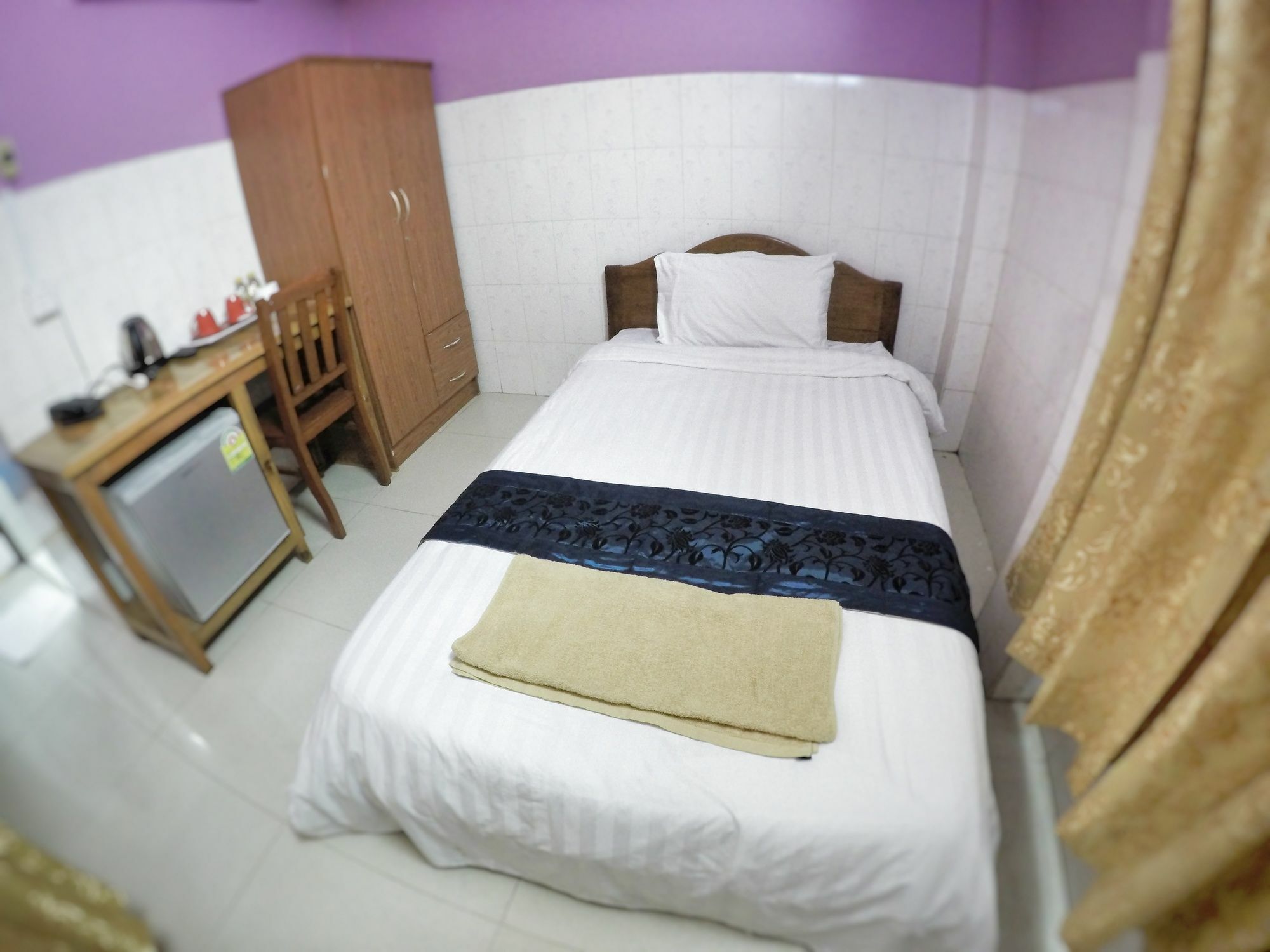 Capitol 3 Guesthouse Phnom Penh Exterior photo