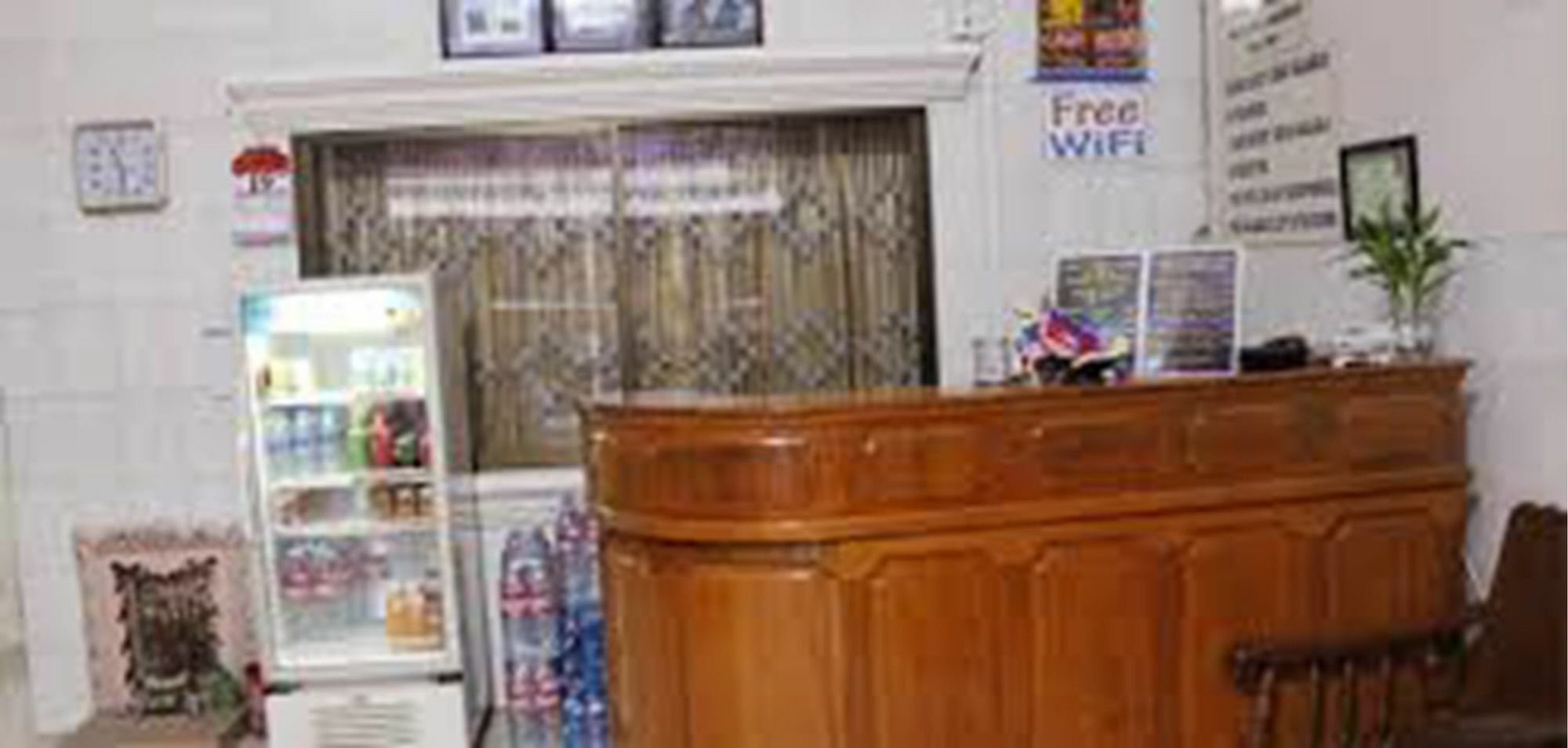 Capitol 3 Guesthouse Phnom Penh Exterior photo
